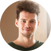 Lukas Niess rund
